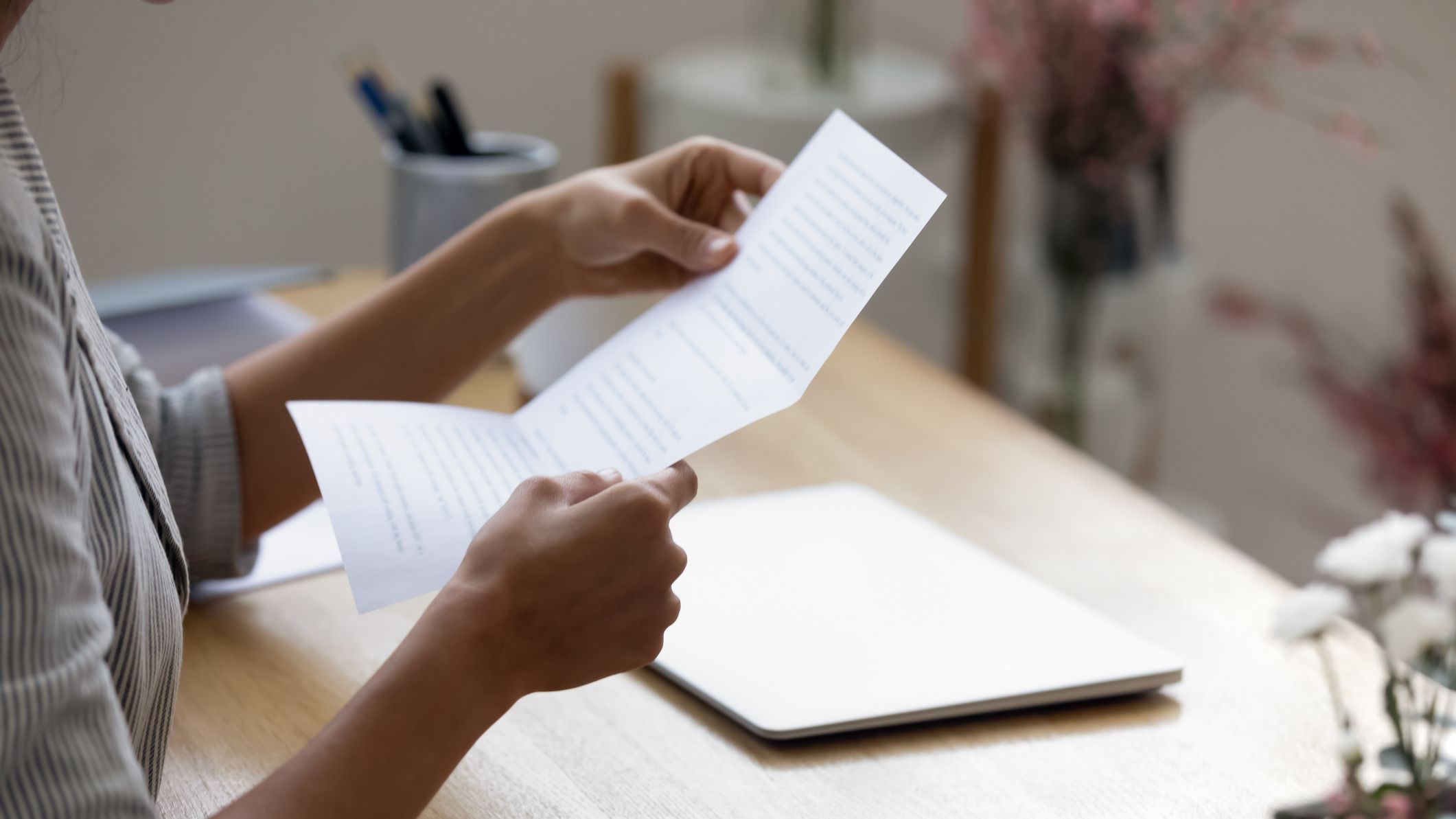 オファーレターとは？出す目的や注意点、具体例をやさしく解説｜ミキワメラボ